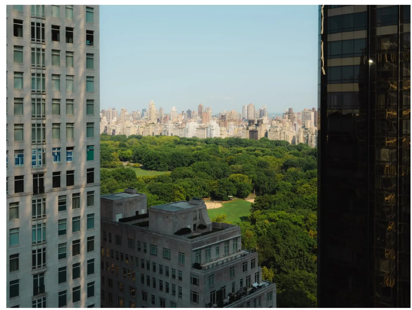 In Manhattan, where you can’t use the usual clues of estates and automobiles, everything depends on attitude.